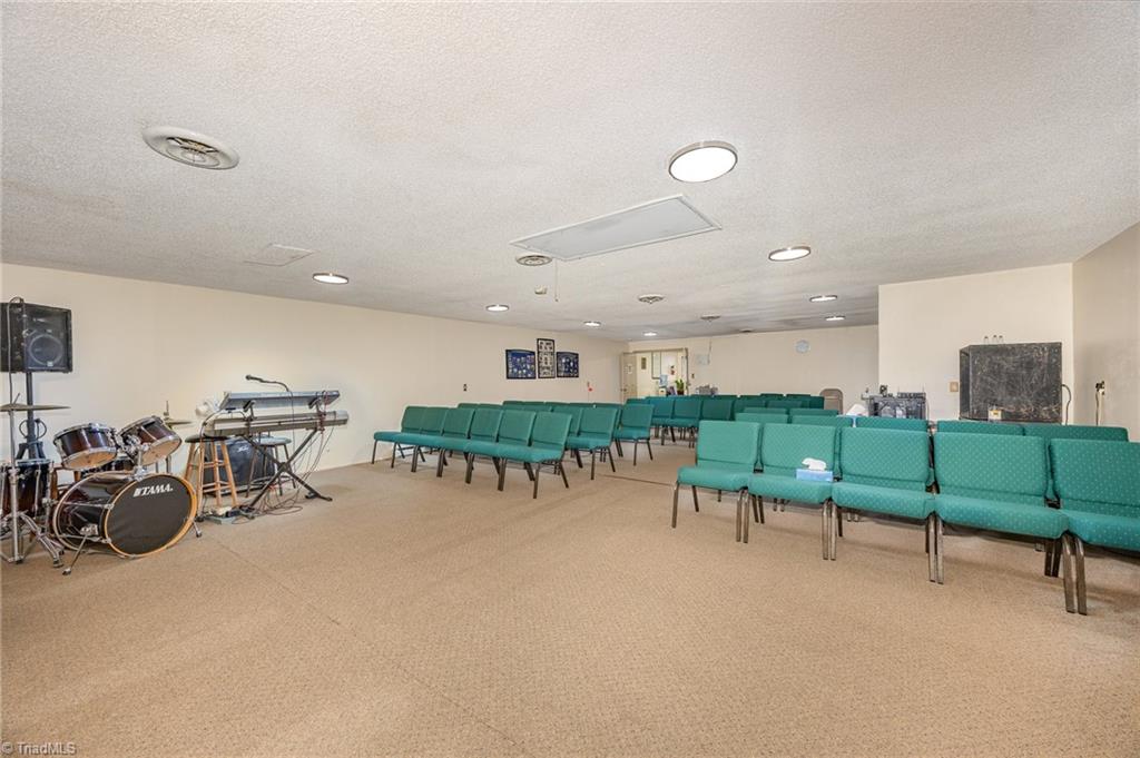 306 Avery Avenue High Point, NC 27265 - Photo 25 of 36