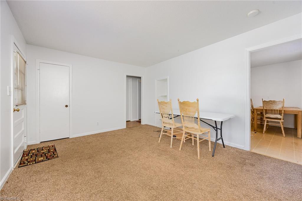 306 Avery Avenue High Point, NC 27265 - Photo 4 of 36