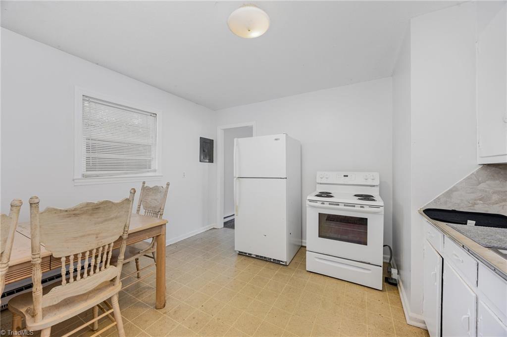 306 Avery Avenue High Point, NC 27265 - Photo 7 of 36