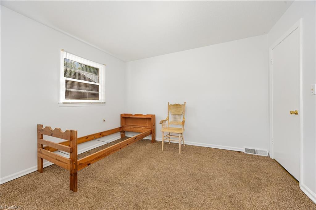 306 Avery Avenue High Point, NC 27265 - Photo 9 of 36