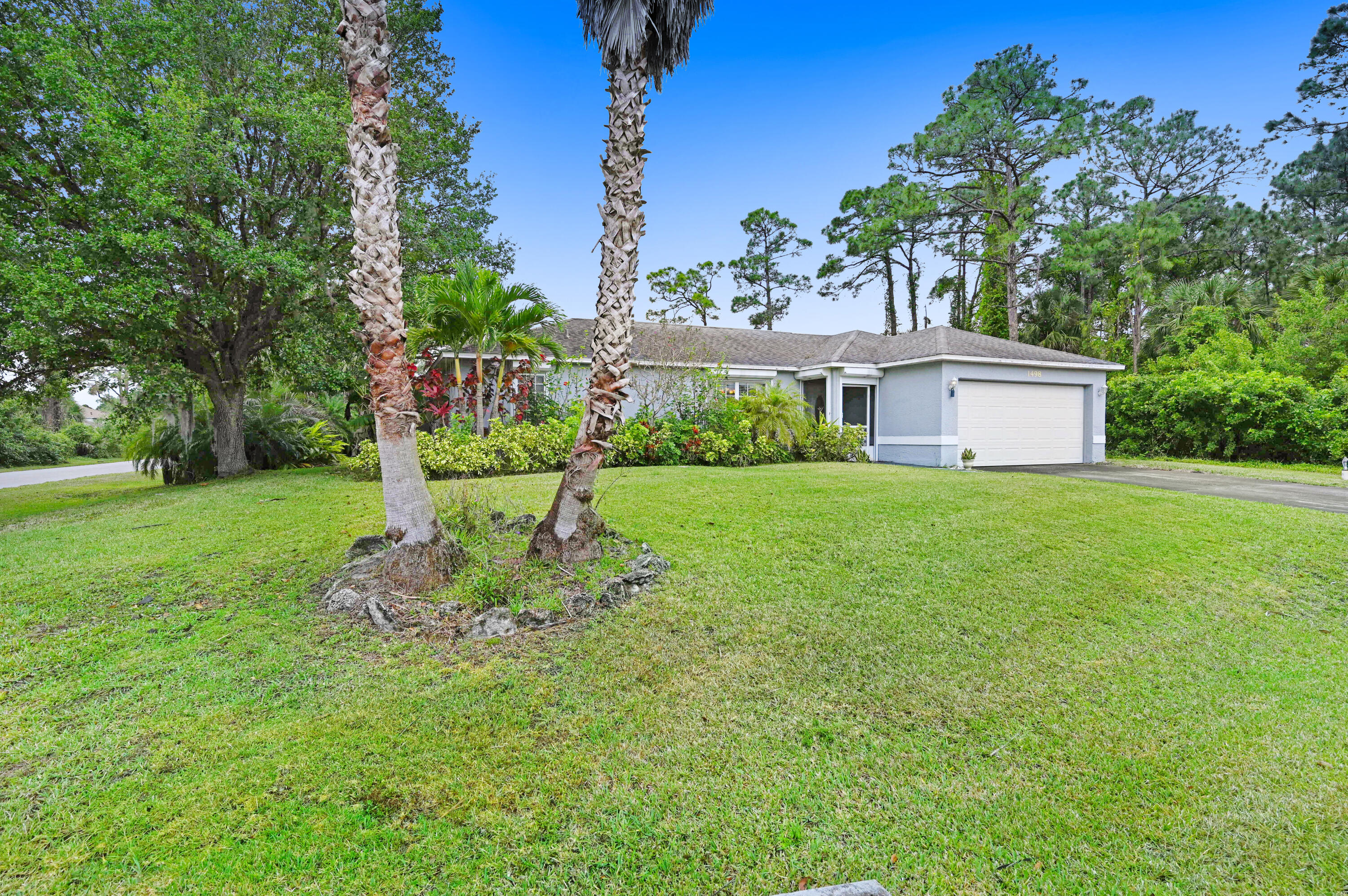 1498 Hardey Road Southwest Palm Bay, FL 32908 - Photo 1 of 50 DSC_0642