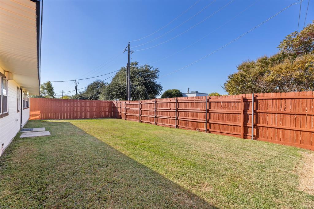 100 West Way Drive Allen, TX 75002 - Photo 28 of 31 View of fenced backyard