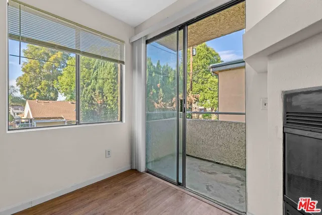 $454,000 | 19009 Sherman Way, Unit 22, Reseda, CA 91335