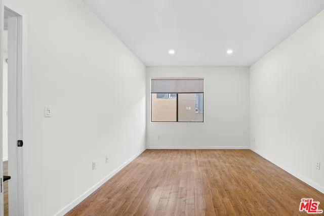 $454,000 | 19009 Sherman Way, Unit 22, Reseda, CA 91335