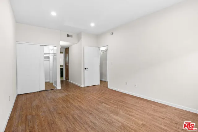 $454,000 | 19009 Sherman Way, Unit 22, Reseda, CA 91335