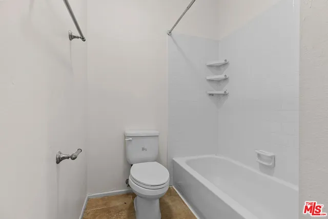 $454,000 | 19009 Sherman Way, Unit 22, Reseda, CA 91335