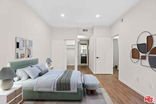 $454,000 | 19009 Sherman Way, Unit 22, Reseda, CA 91335