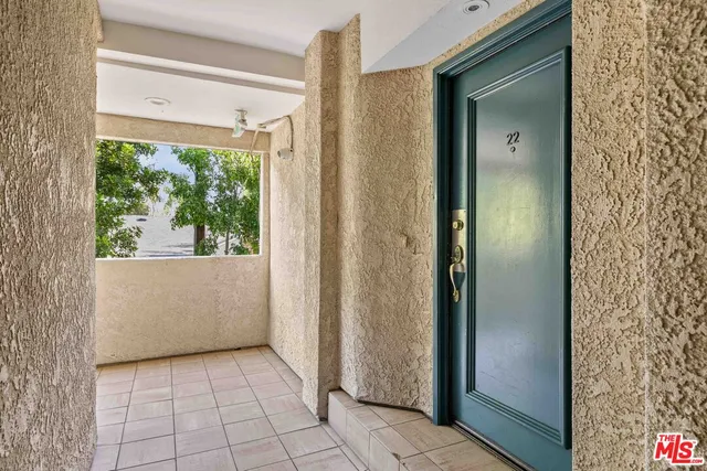 $454,000 | 19009 Sherman Way, Unit 22, Reseda, CA 91335