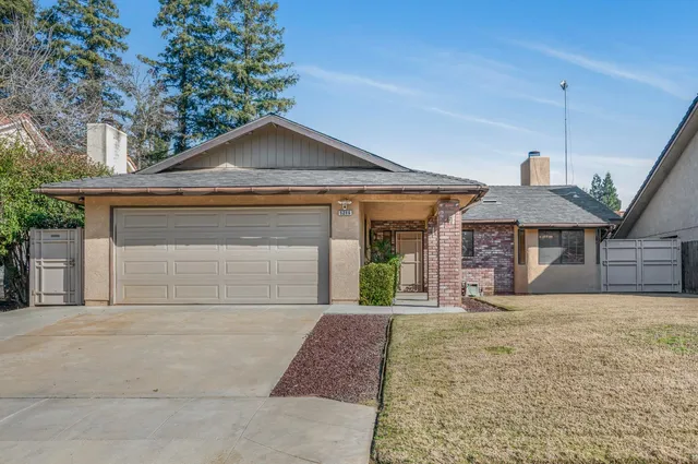 $450,000 | 9286 North Archie Avenue, Fresno, CA 93720