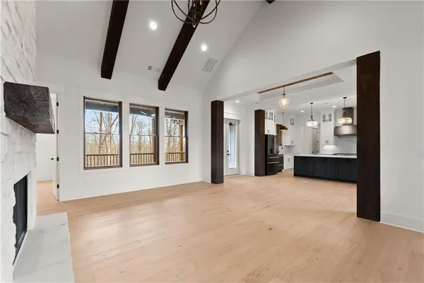 $995,000 | 3255 Tanners Mill Road, Gainesville, GA 30507