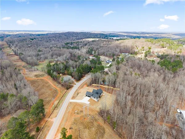 $995,000 | 3255 Tanners Mill Road, Gainesville, GA 30507