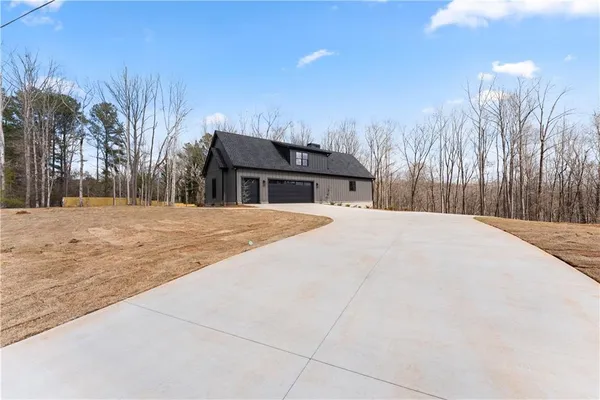$995,000 | 3255 Tanners Mill Road, Gainesville, GA 30507