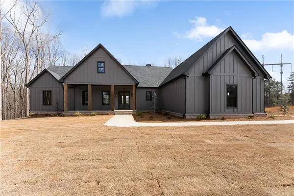 $995,000 | 3255 Tanners Mill Road, Gainesville, GA 30507