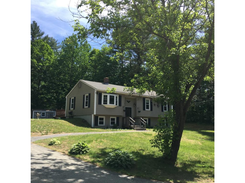 11 Island Road Candia, NH 03034 - Photo 2 of 15