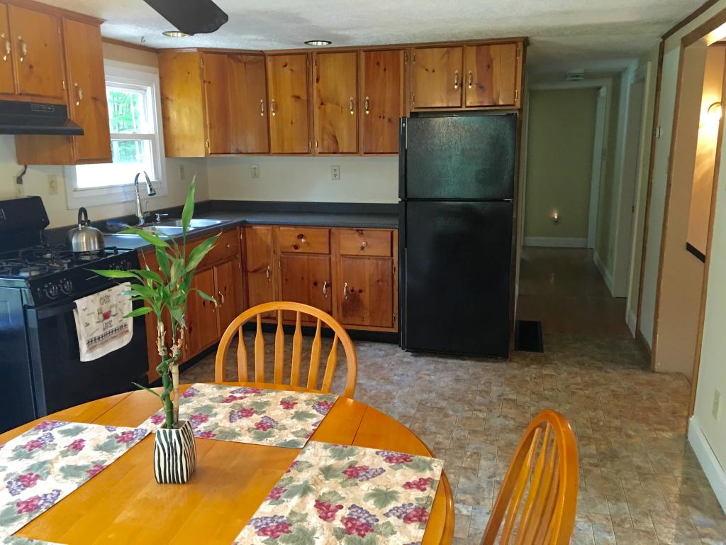 11 Island Road Candia, NH 03034 - Photo 3 of 15