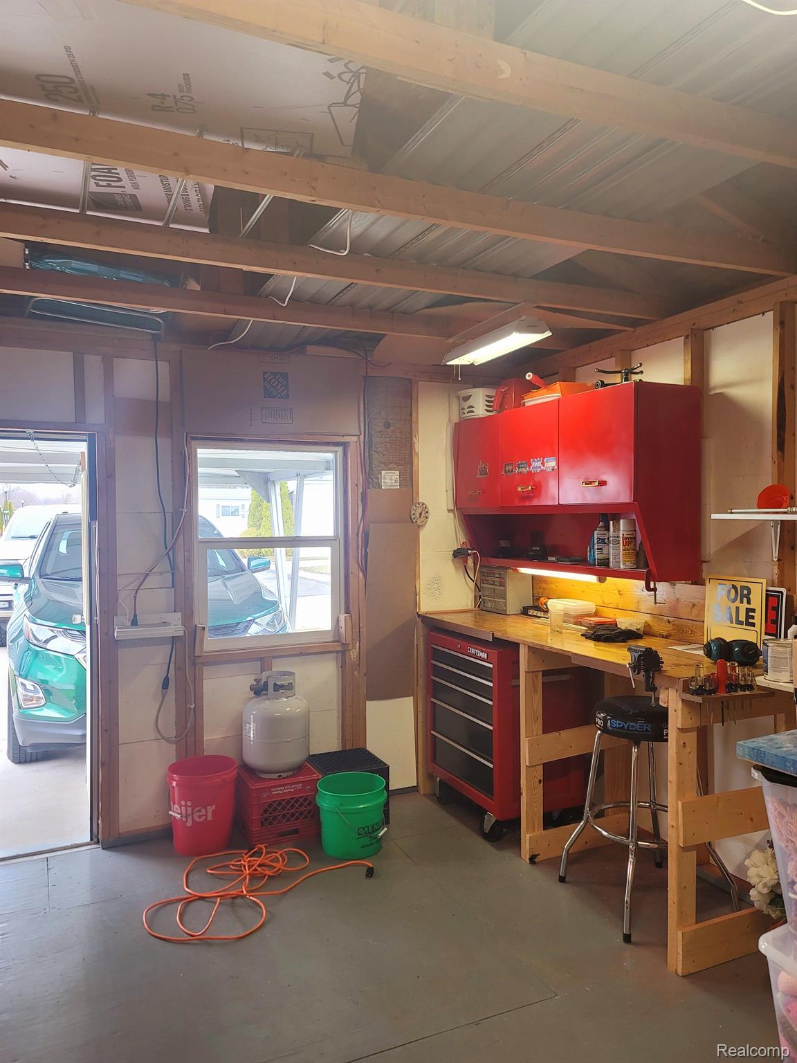3333 Ravenswood Road Marysville, MI 48040 - Photo 18 of 21 Work area in shed