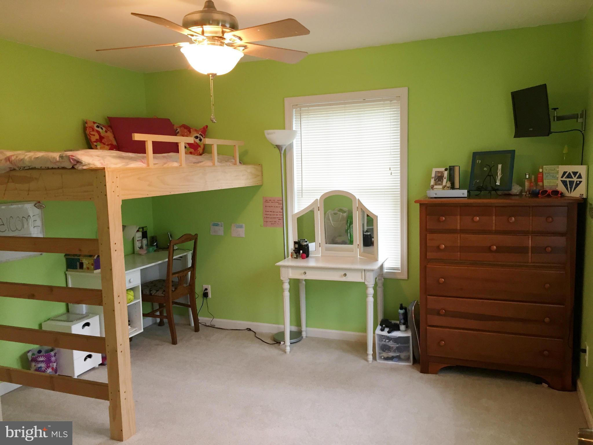 100 Frazier Road Warrenton, VA 20186 - Photo 11 of 30 Bedroom 2
