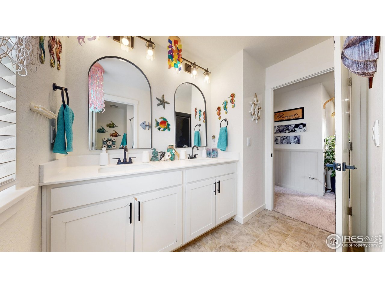 4403 Garnet Way Longmont, CO 80504 - Photo 5 of 20 Hall bath