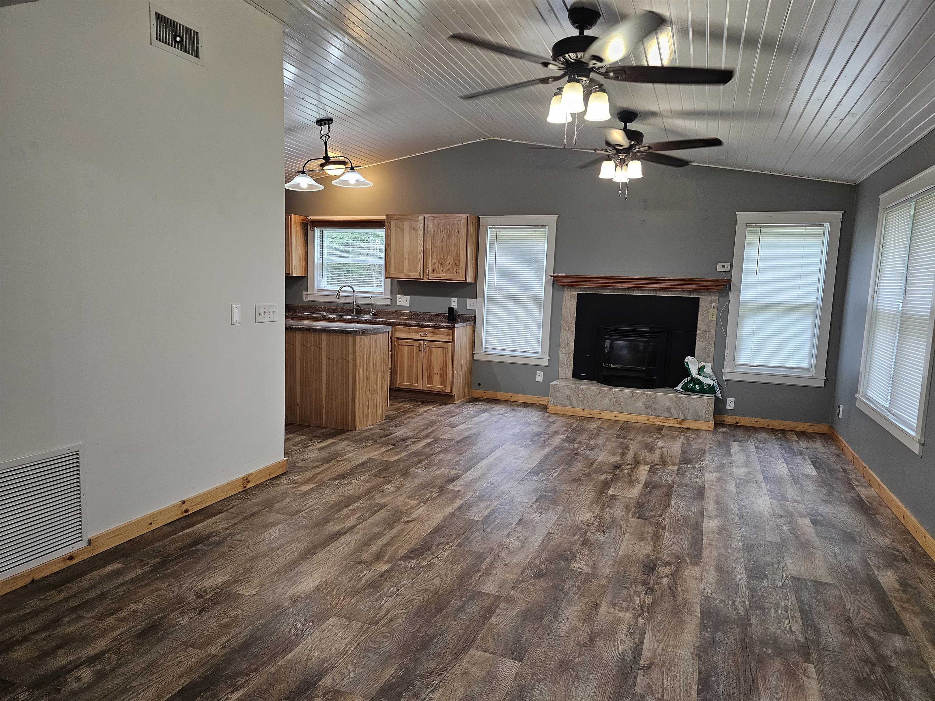 E5897 North Shore Road Weyauwega, WI 54983 - Photo 7 of 29