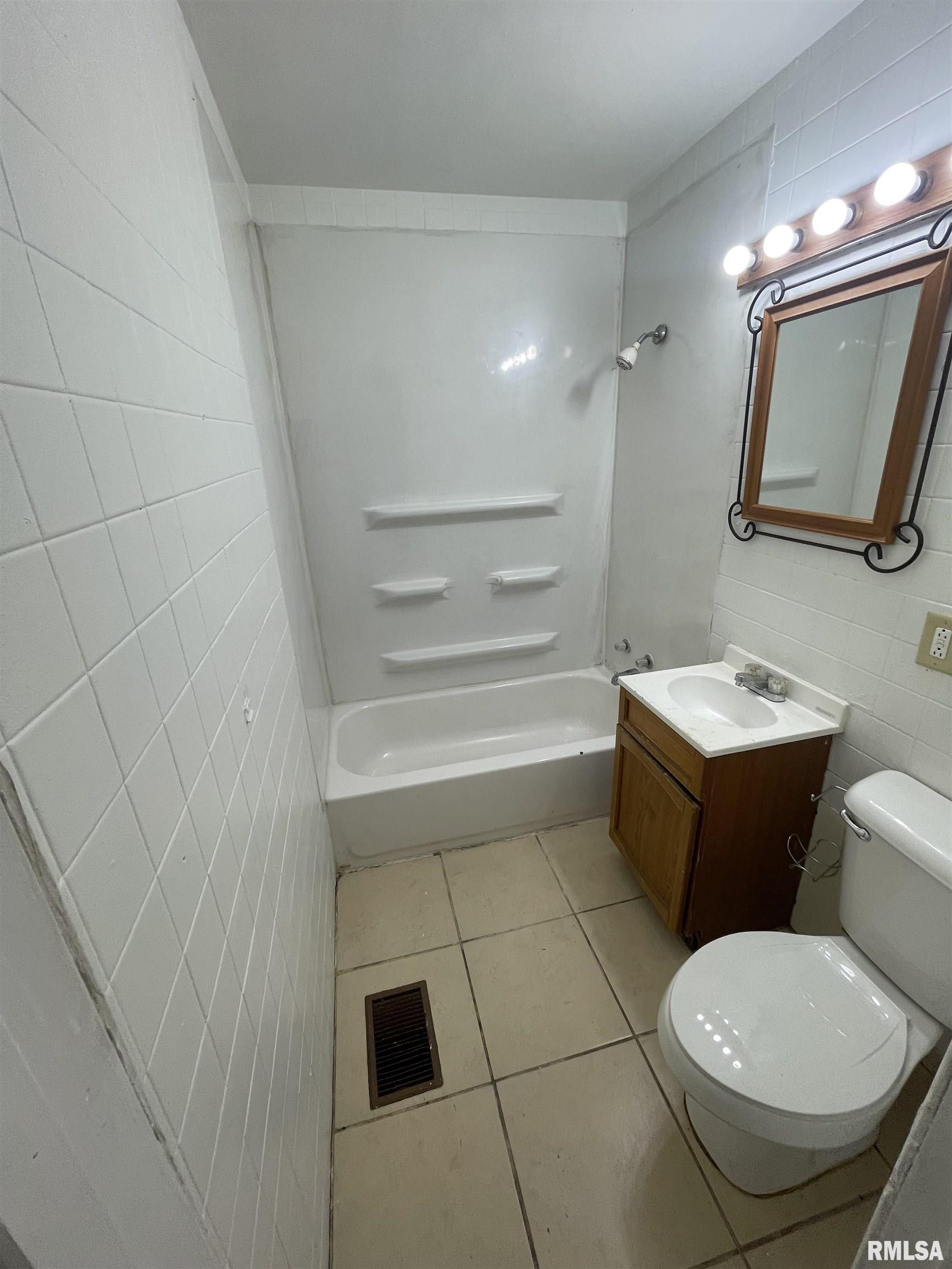 1832 Greentree Road Springfield, IL 62703 - Photo 10 of 10
