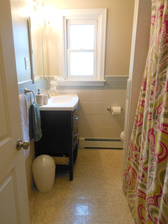 1364 Trapelo Road Waltham, MA 02451 - Photo 13 of 19