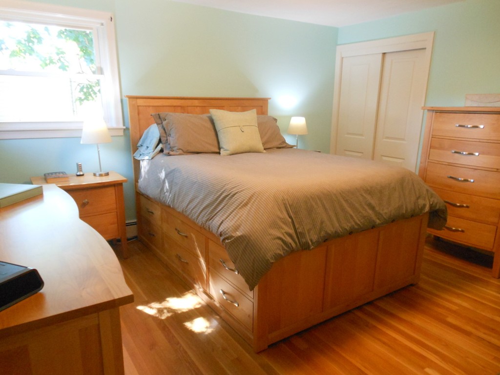 1364 Trapelo Road Waltham, MA 02451 - Photo 15 of 19