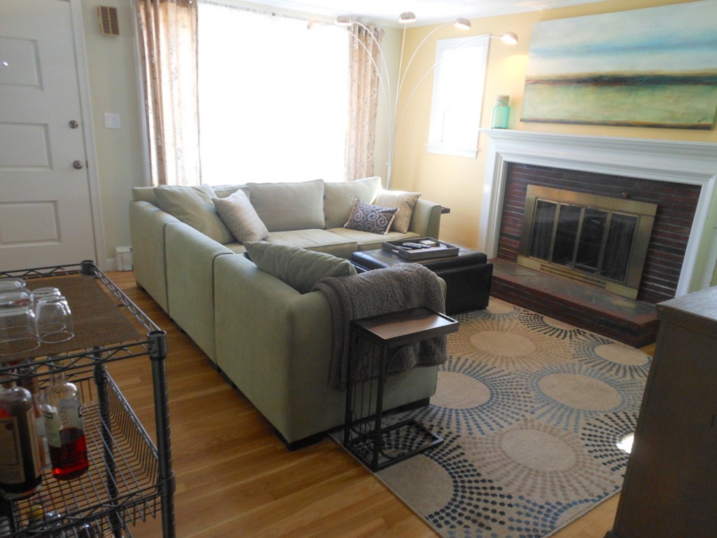 1364 Trapelo Road Waltham, MA 02451 - Photo 6 of 19