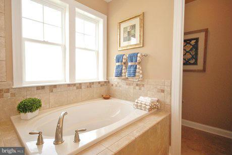 6729 Ridgecrest Road New Market, MD 21774 - Photo 12 of 17 shown with optional soaking tub