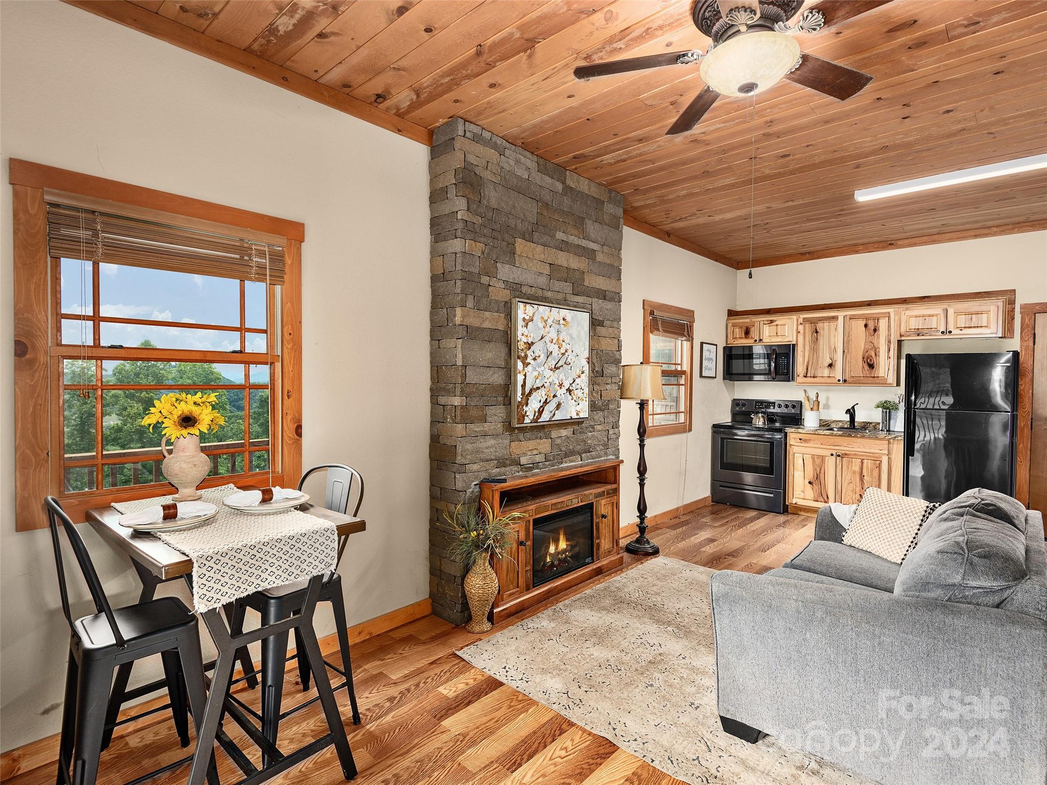 178 Ladderback Ridge Waynesville, NC 28785 - Photo 31 of 48 Gallery Image 31