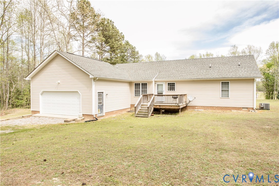 19924 Log Road Carson, VA 23830 - Photo 4 of 33