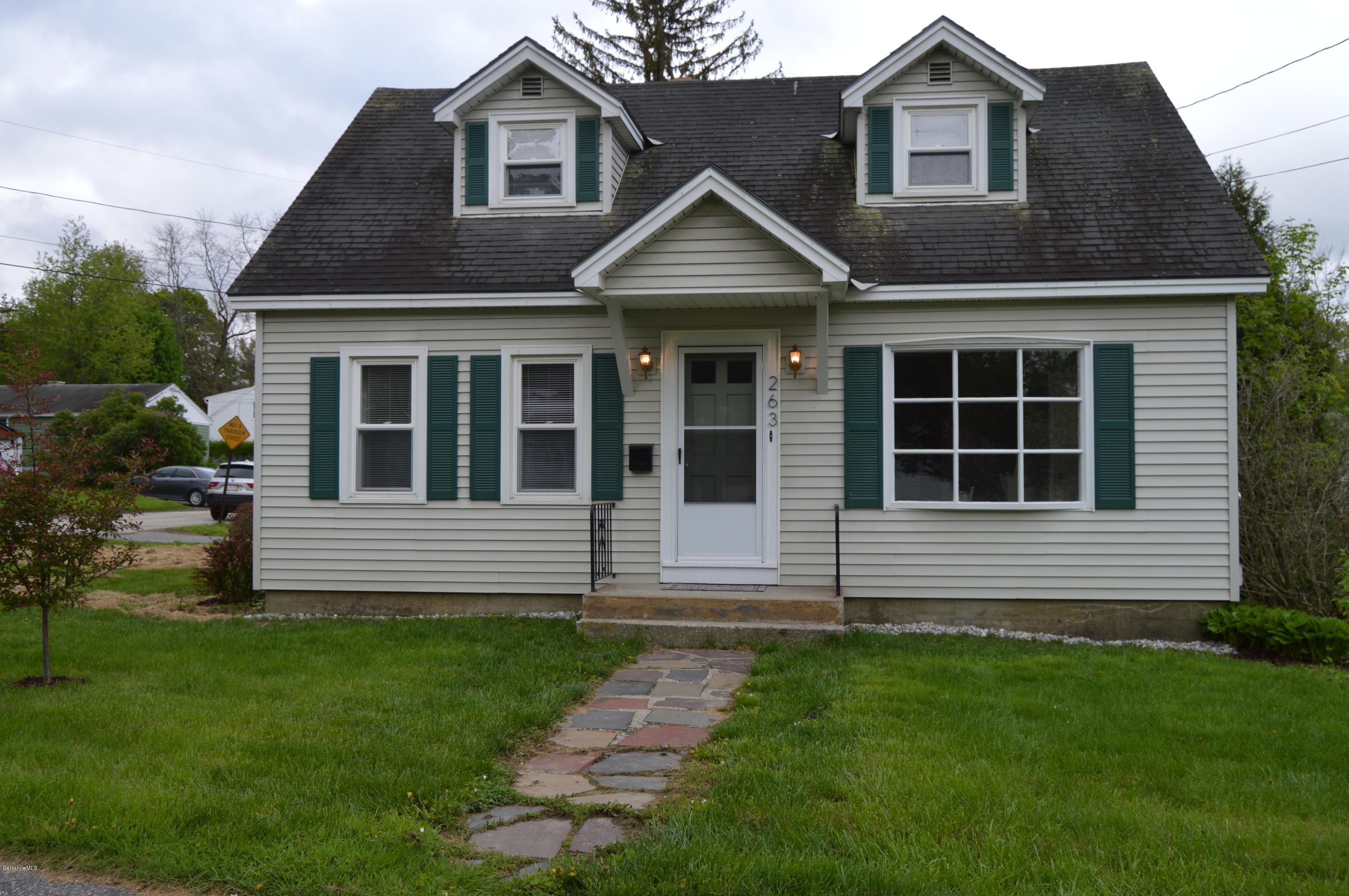 263 Sand Springs Road Williamstown, MA 01267 - Photo 1 of 33 2017-05-07 21.07.45