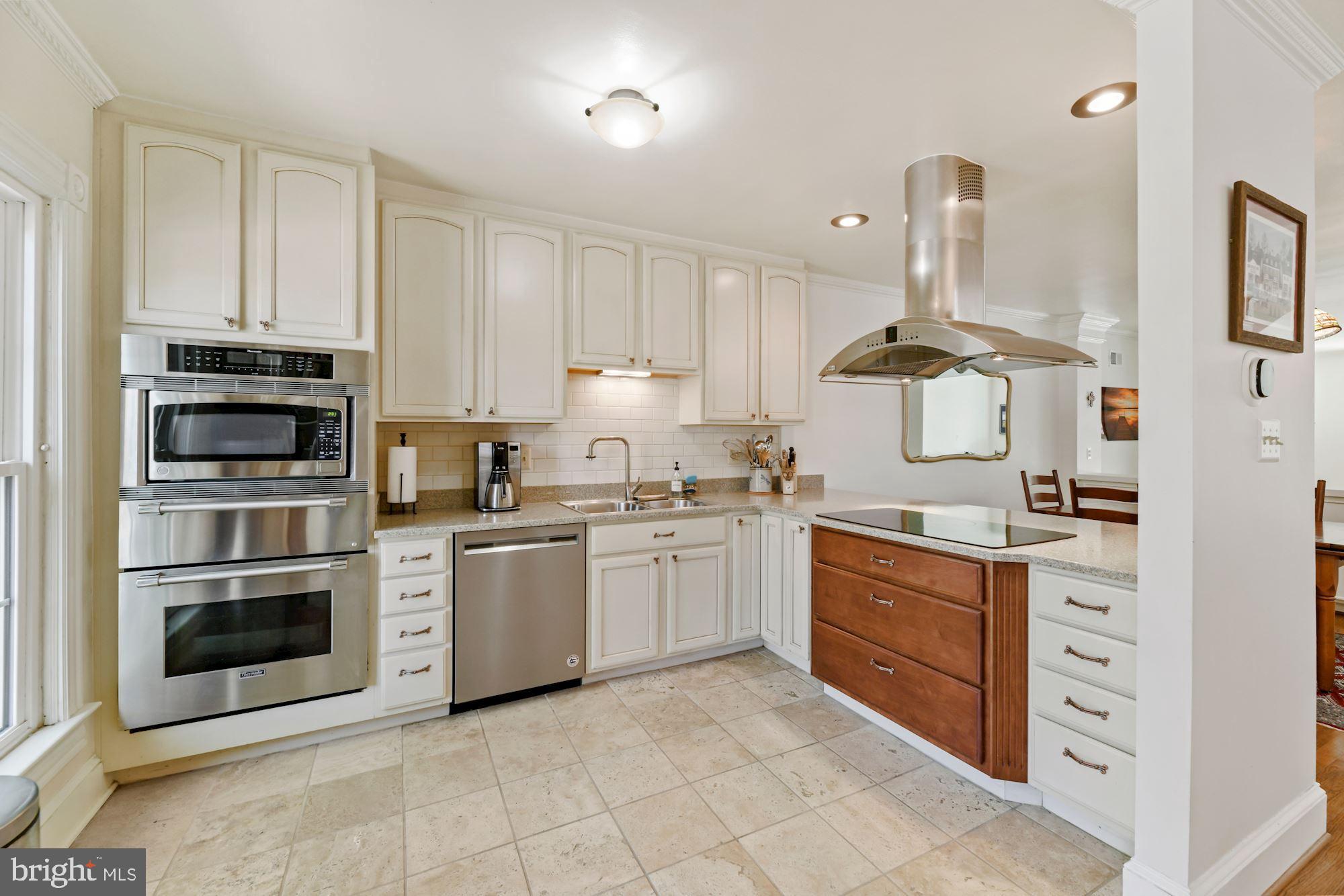 803 C Street Southeast Washington, DC 20003 - Photo 15 of 31