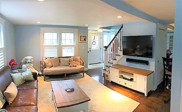 158 Standish Road Quincy, MA 02171 - Photo 4 of 24 Gallery Image 4