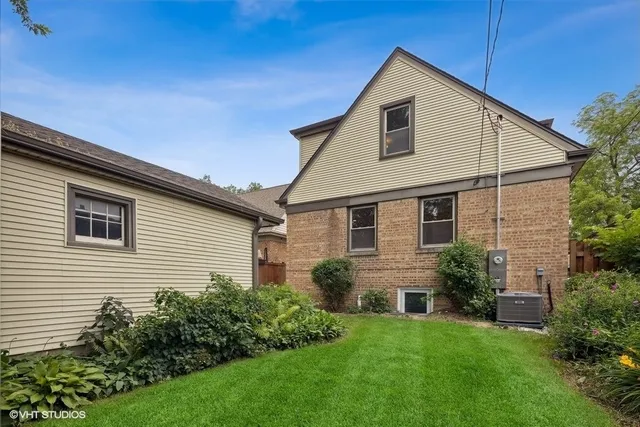 $519,000 | 2233 North 77th Court, Elmwood Park, IL 60707