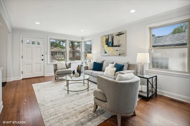 $519,000 | 2233 North 77th Court, Elmwood Park, IL 60707