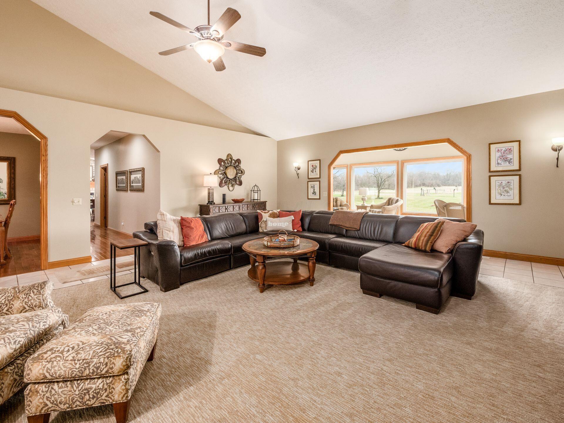 13570 Toll Gate Road Pickerington, OH 43147 - Photo 16 of 80 019_2e8_A 13570 Toll Gate 027