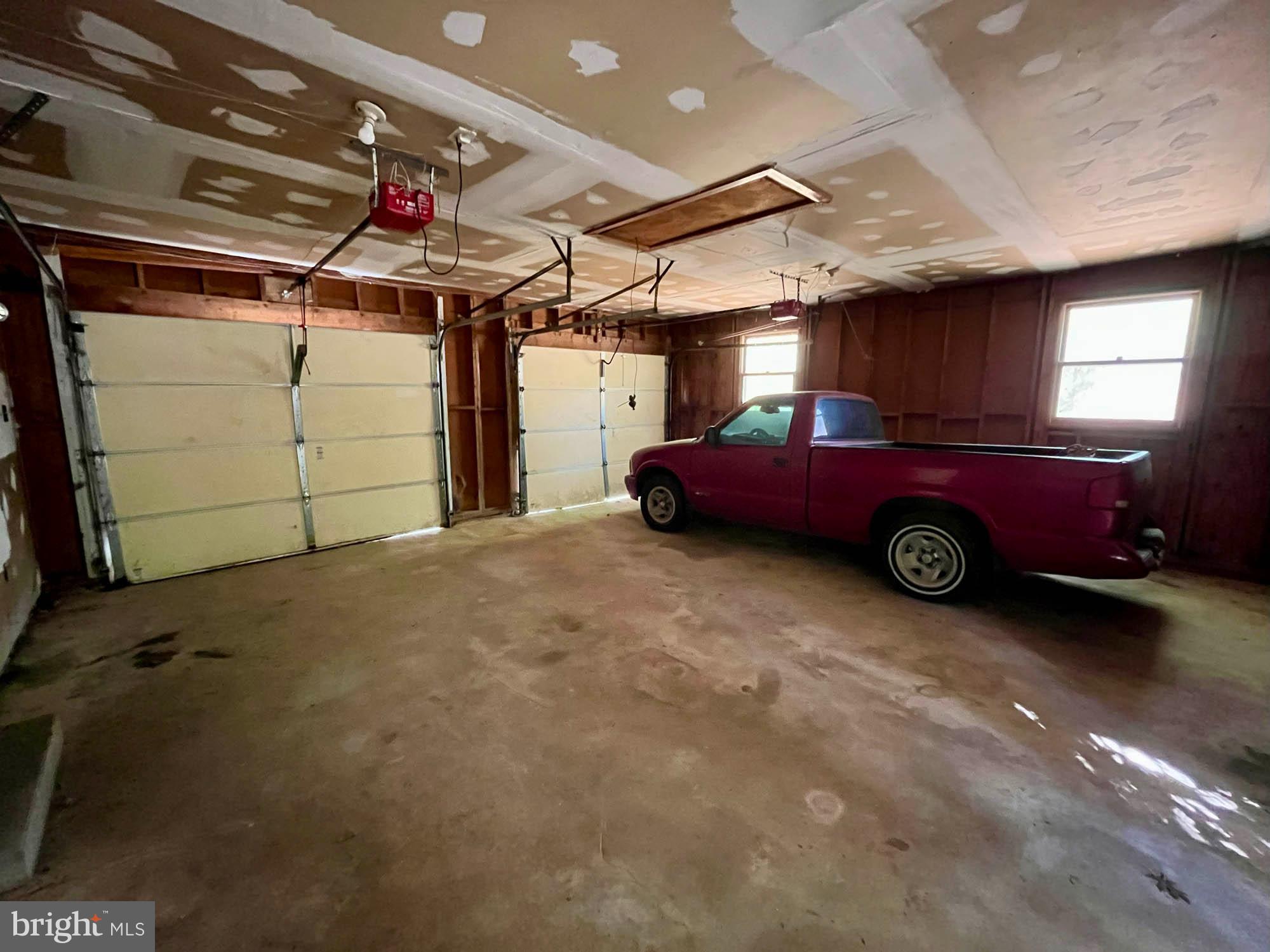 4992 Millers Station Road Hampstead, MD 21074 - Photo 19 of 24 a view of a garage