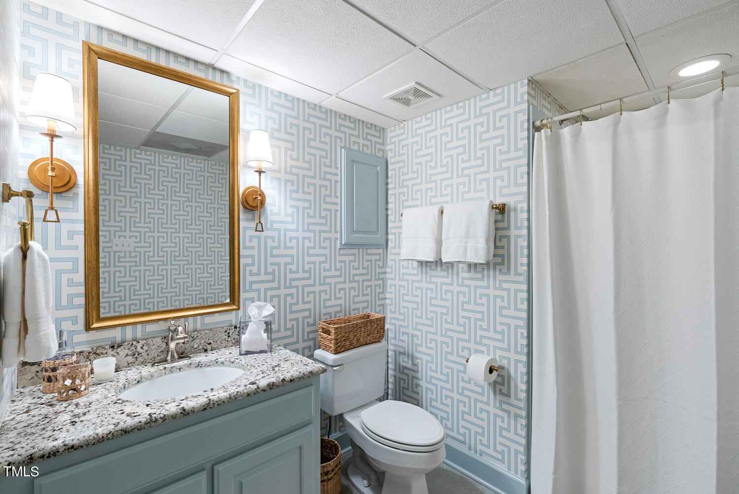 2421 Tyson Street Raleigh, NC 27612 - Photo 37 of 61 DSC07223