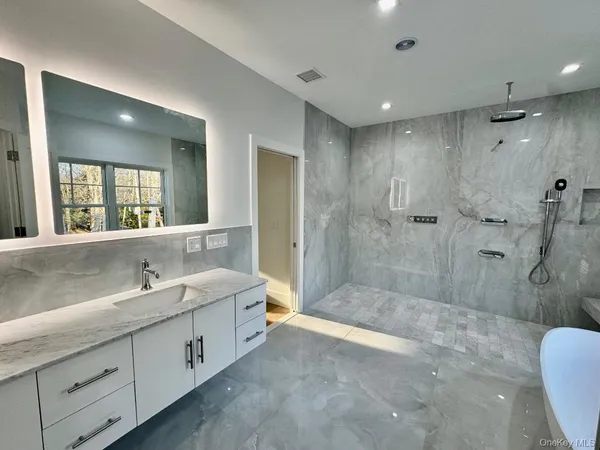 $4,995,000 | 69 Jagger Lane, Westhampton, NY 11977