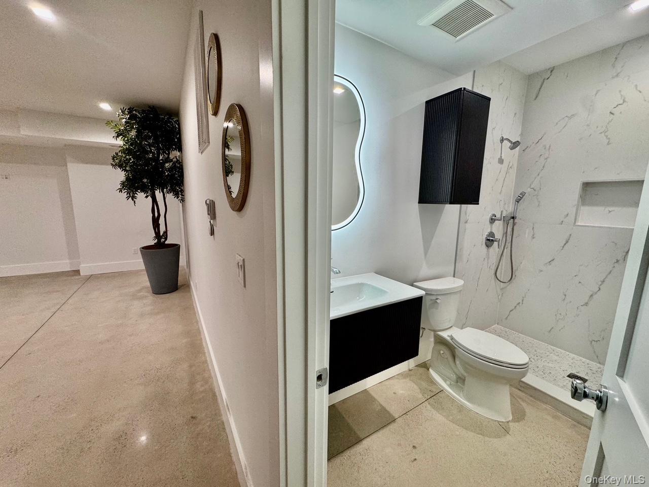 69 Jagger Lane Westhampton, NY 11977 - Photo 47 of 50 LL Guest Bath