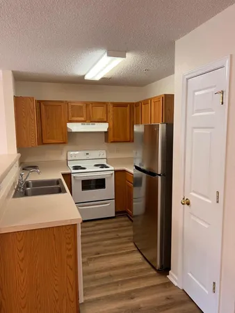 $1,400 | 240 Swaying Pine Court, Crestview, FL 32539