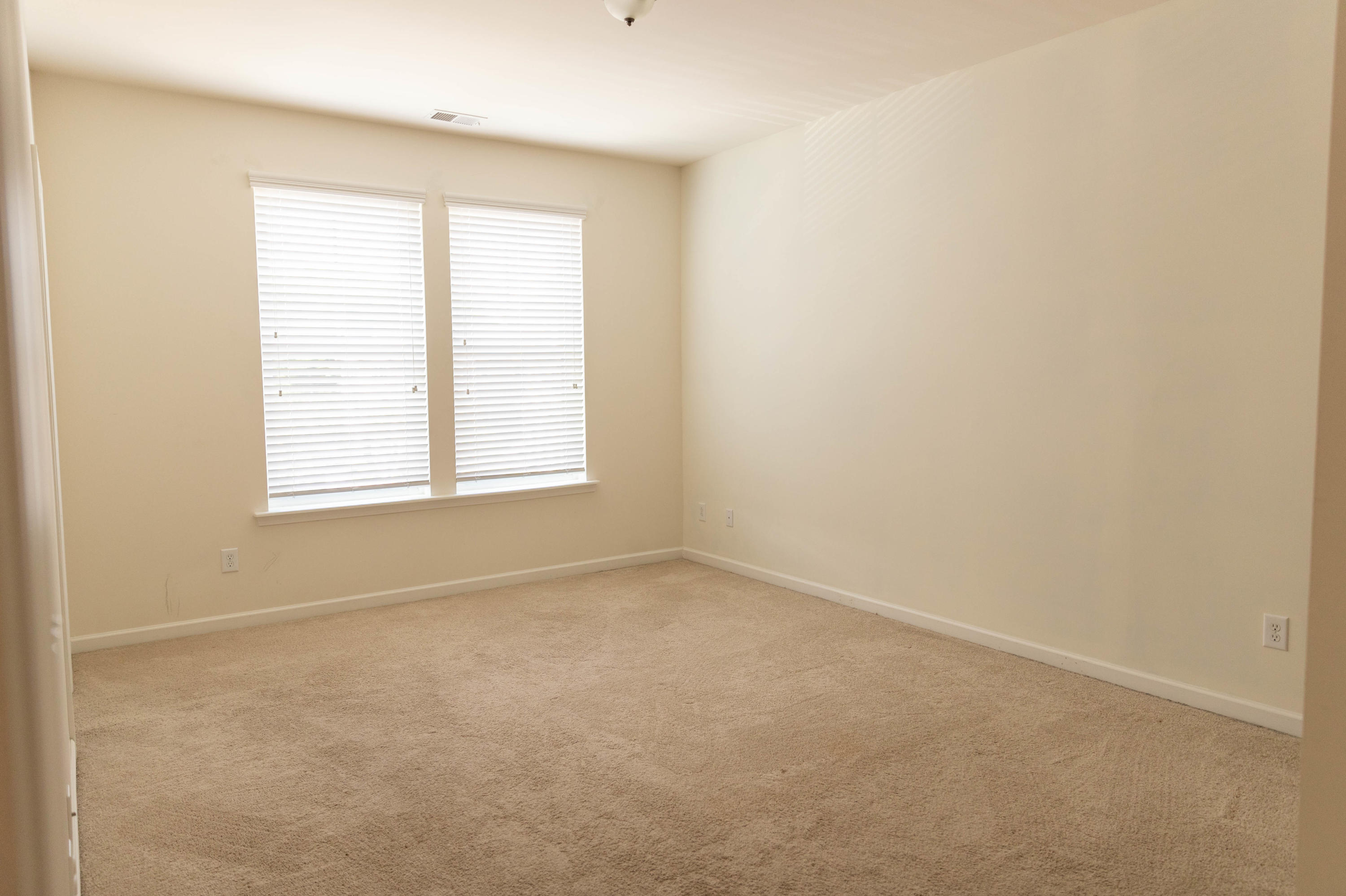 1277 Dingle Road Mount Pleasant, SC 29466 - Photo 23 of 31 3rd bed