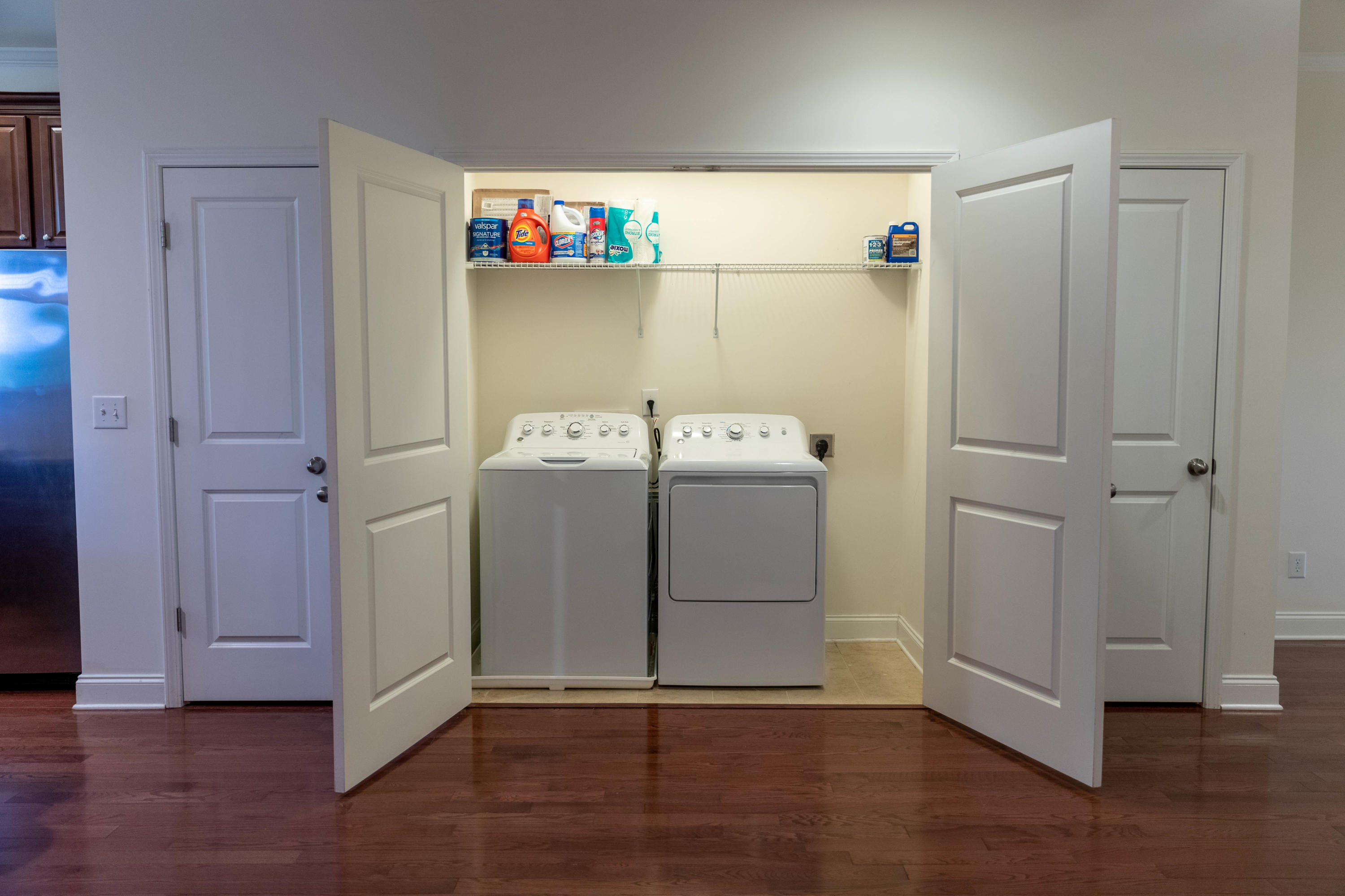 1277 Dingle Road Mount Pleasant, SC 29466 - Photo 29 of 31 Laundry