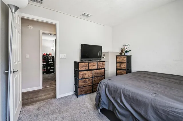 a view of a livingroom with a ceiling fan