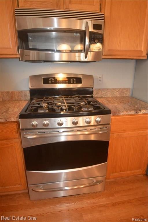 4232 Oak Tree Circle Rochester, MI 48306 - Photo 33 of 34
