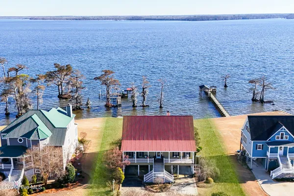$750,000 | 446 Batchelor Bay Drive, Windsor, NC 27983
