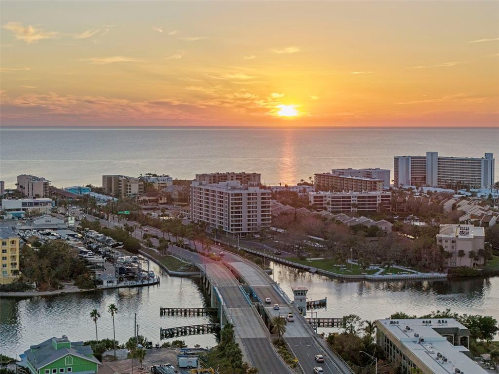 7108 Midnight Pass Road Sarasota, FL 34242 - Photo 81 of 83 a view of a city