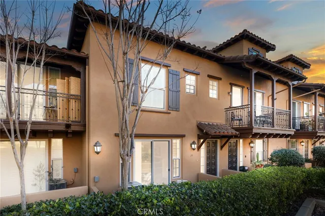 $960,000 | 19 Vinca Court, Ladera Ranch, CA 92694