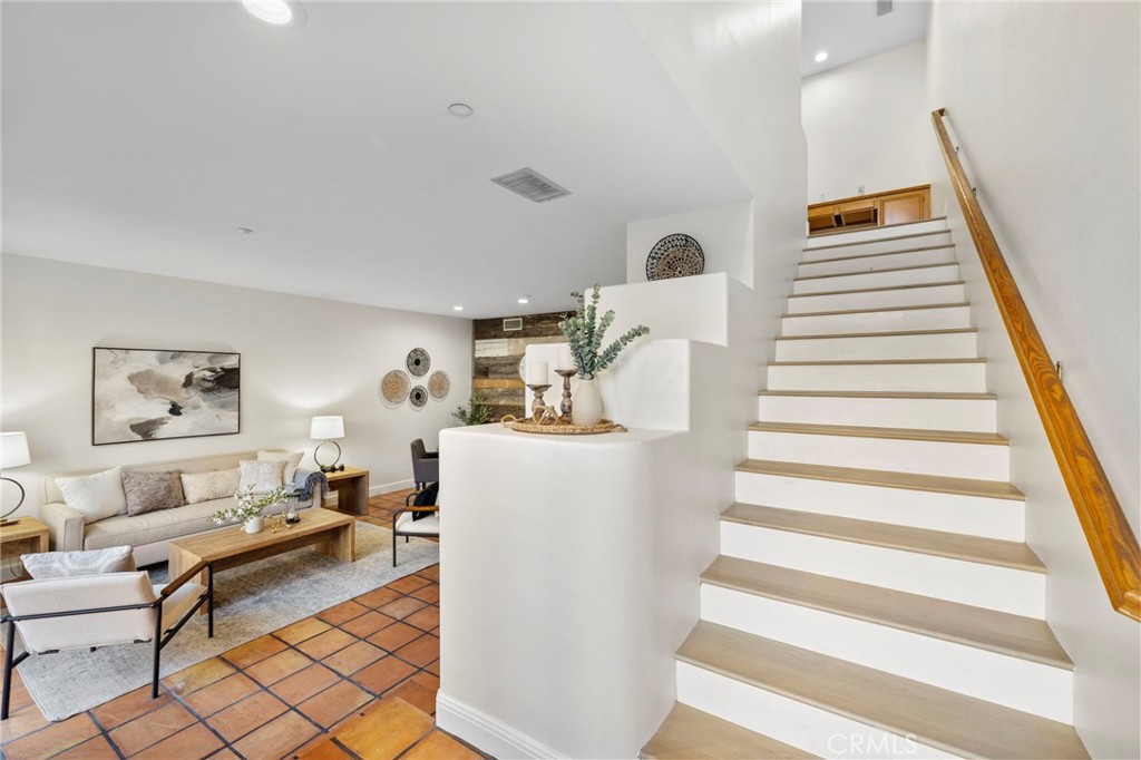 19 Vinca Court Ladera Ranch, CA 92694 - Photo 13 of 29 a view of entryway and workspace