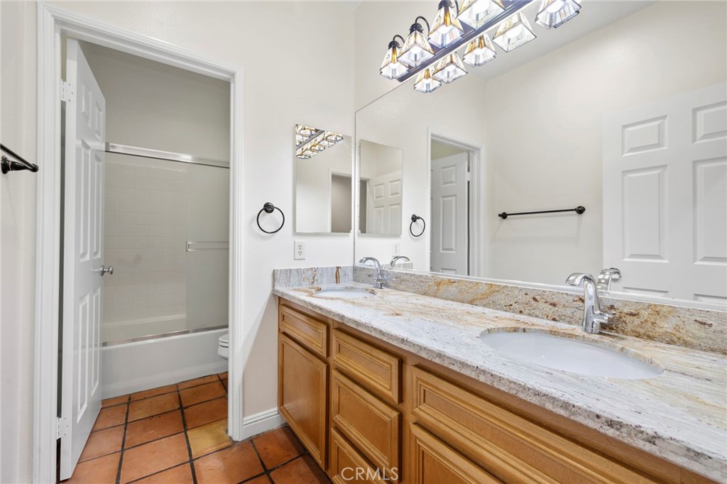 19 Vinca Court Ladera Ranch, CA 92694 - Photo 16 of 29 hall bathroom